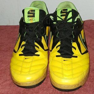 Puma  Gato Sneakers